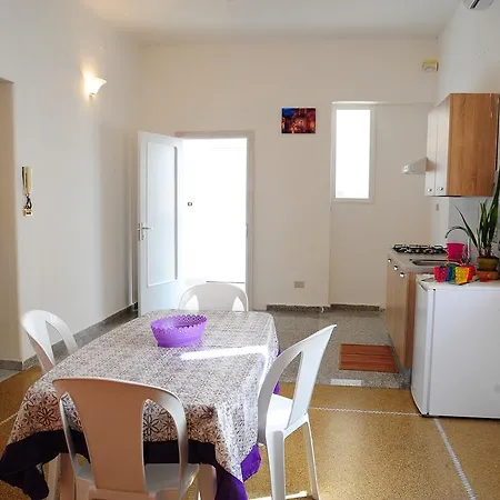 Apartment Chiara *